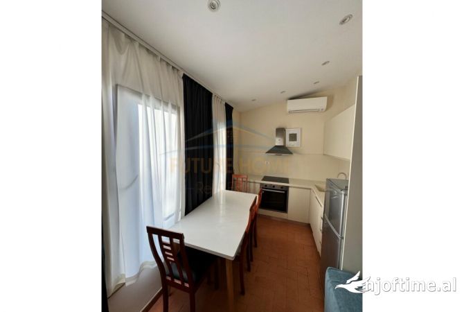 Shtepi me qera 2+1 ne Tirane - 750 Euro