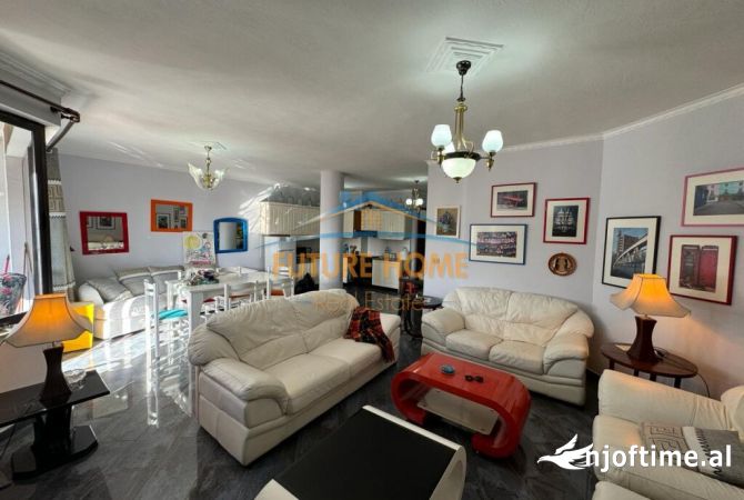 Shtepi me qera Apartament ne Tirane, 2+1, Mobilimi E mobiluar, Pagesa 900  Euro.