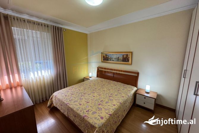 Shtepi me qera 2+1 ne Tirane - 1,500 Euro