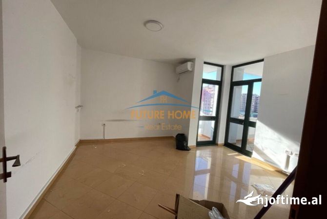 Ambient biznesi me qera 3+1 ne Tirane - 1,700 Euro