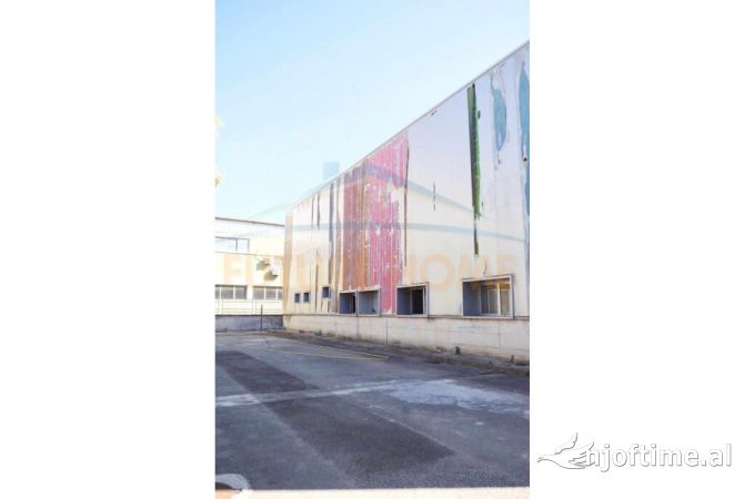 Shitet, Kapanon, Autostrada Tirane-Durres