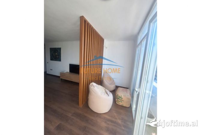 Shtepi ne shitje Apartament ne Tirane, 2+1, Mobilimi E mobiluar, Pagesa 175,000  Euro.