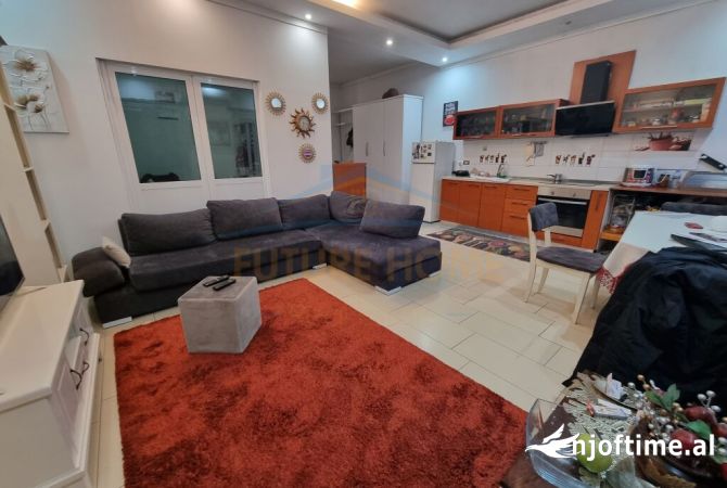 Shtepi ne shitje 2+1 ne Tirane - 120,000 Euro