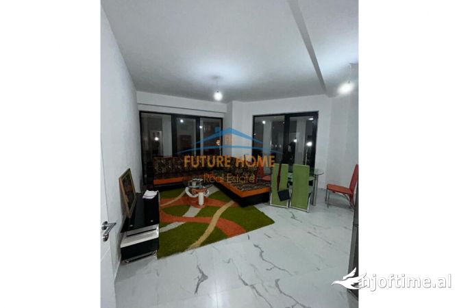 Shtepi me qera Apartament ne Tirane, 2+1, Mobilimi E mobiluar, Pagesa 500  Euro.