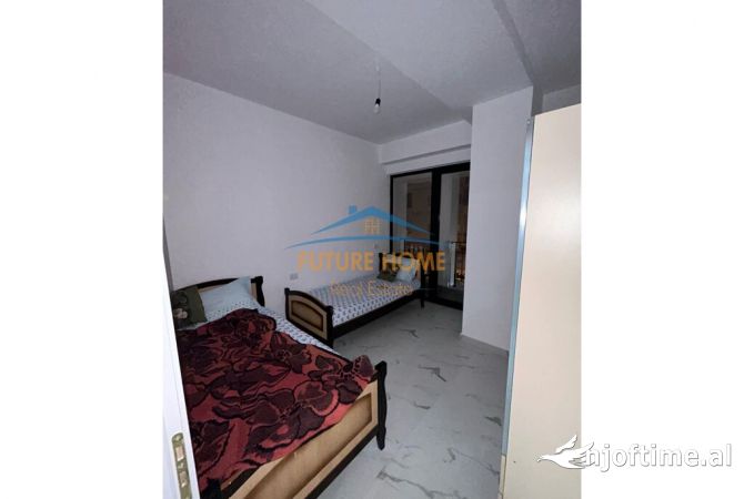 Shtepi me qera Apartament ne Tirane, 2+1, Mobilimi E mobiluar, Pagesa 500  Euro.