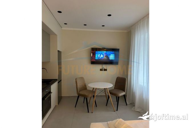 Shtepi me qera Garsoniere ne Tirane - 600 Euro
