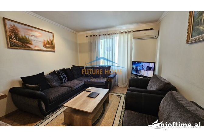 Shtepi ne shitje Apartament ne Tirane, 2+1, Mobilimi E mobiluar, Pagesa 224,000  Euro.