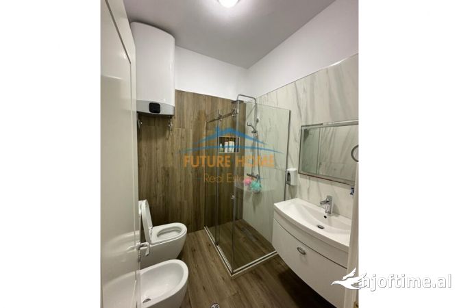 Shtepi me qera Apartament ne Tirane, 2+1, Mobilimi E mobiluar, Pagesa 700  Euro.