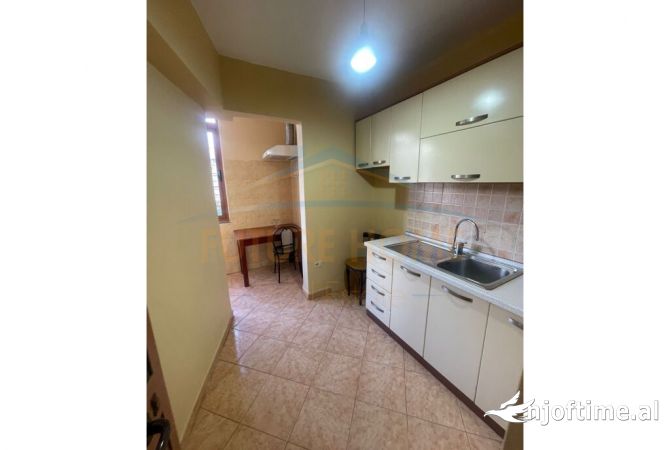 Shtepi ne shitje 1+1 ne Tirane - 85,000 Euro