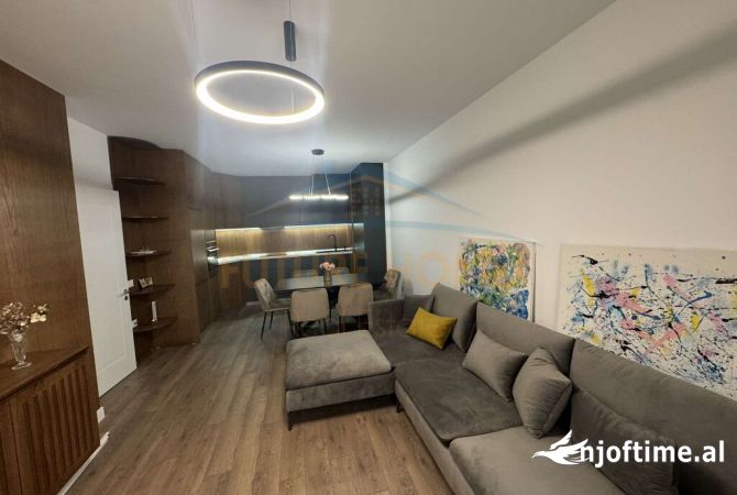 Shtepi me qera Apartament ne Tirane, 2+1, Mobilimi E mobiluar, Pagesa 600  Euro.