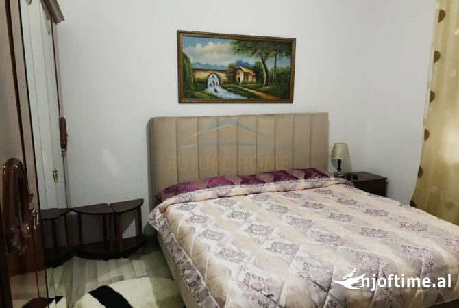 Shtepi ne shitje Apartament ne Tirane, 2+1, Mobilimi E mobiluar, Pagesa 140,000  Euro.