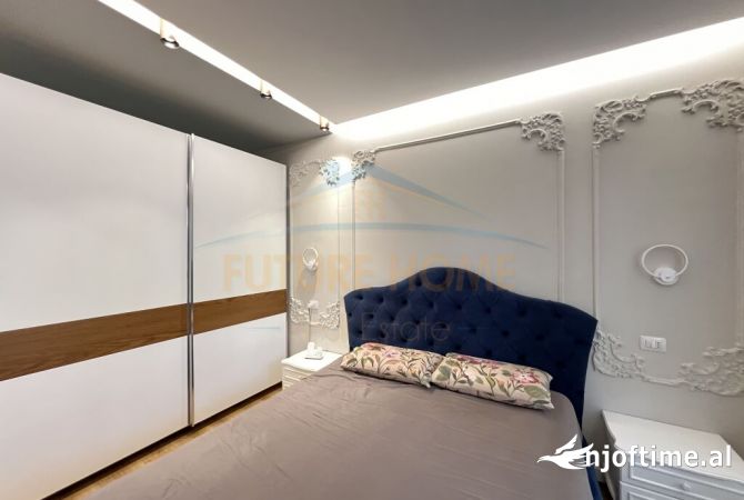 Shtepi ne shitje Vila Luksoze ne Durres, 3+1, Mobilimi E mobiluar, Pagesa 320,000  Euro.