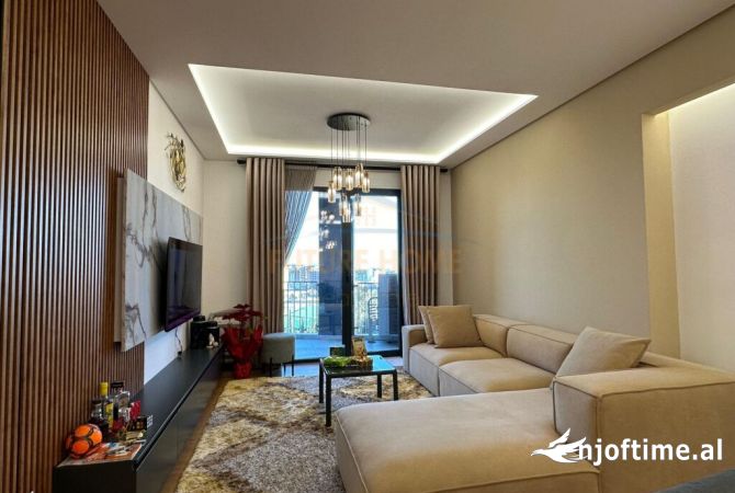 Shtepi me qera Apartament ne Tirane, 2+1, Mobilimi E mobiluar, Pagesa 1,000  Euro.