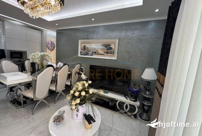 Shtepi ne shitje Apartament ne Durres, 2+1, Mobilimi E mobiluar, Pagesa 133,000  Euro.