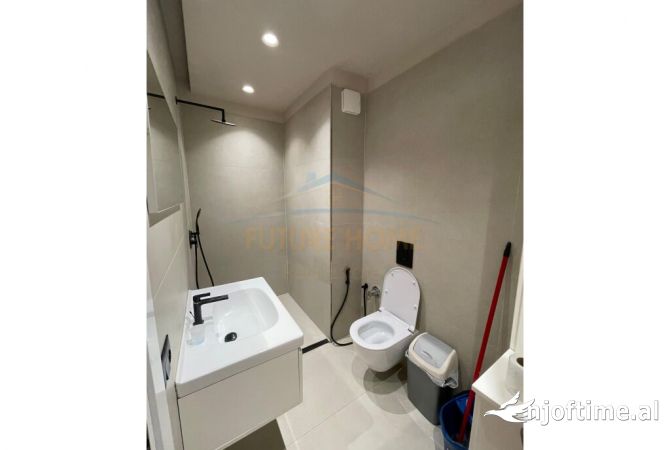 Shtepi ne shitje Apartament ne Tirane, 2+1, Mobilimi E mobiluar, Pagesa 290,000  Euro.