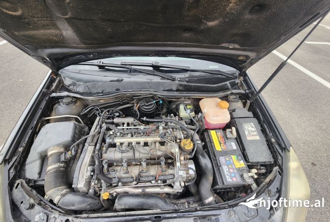 Auto in Vendita  a Tirana - 1,700 Euro