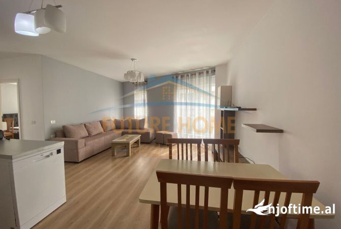 Shtepi ne shitje Apartament ne Tirane, 2+1, Mobilimi E mobiluar, Pagesa 217,000  Euro.