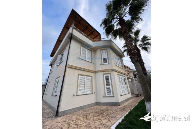 Luxury villas for rent in Durres 5+1, Furnished