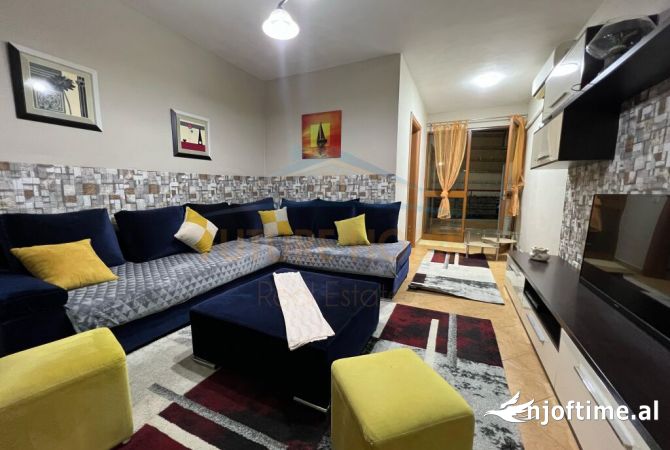 Shtepi me qera 2+1 ne Tirane - 450 Euro