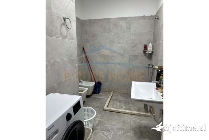 Shtepi ne shitje Apartament ne Tirane, 1+1, Mobilimi E mobiluar, Pagesa 108,000  Euro.