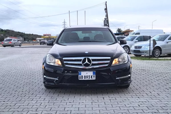 Cars for sale in Lushnje - 7,999 Euro