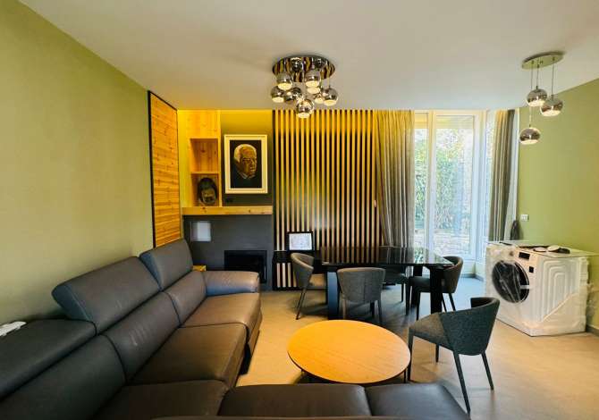 Shtepi me qera 3+1 ne Tirane - 3,000 Euro