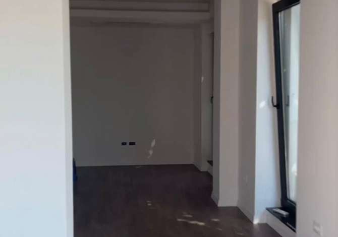 Ambient biznesi me qera 1+1 ne Tirane - 1,500 Euro