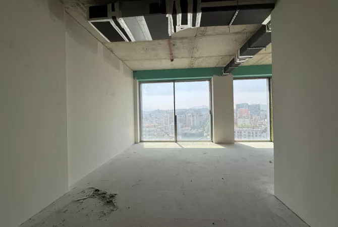 Ambjent biznesi me qera 1+1 ne Tirane - 2,000 Euro
