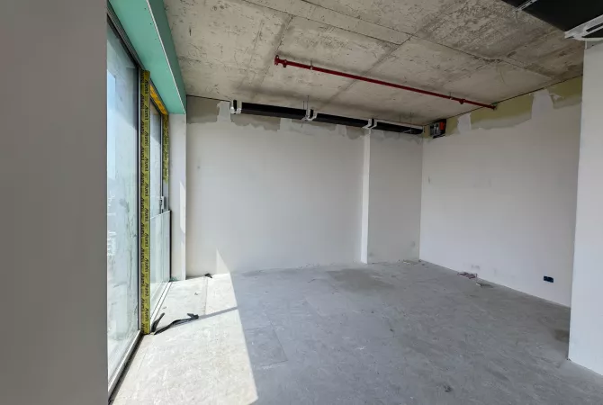 Ambjent biznesi me qera 1+1 ne Tirane - 2,000 Euro