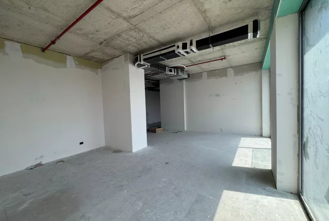 Jepet me qira, Njesi Biznesi, Tek Downtown One