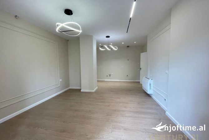 Shtepi ne shitje 2+1 ne Tirane - 255,000 Euro