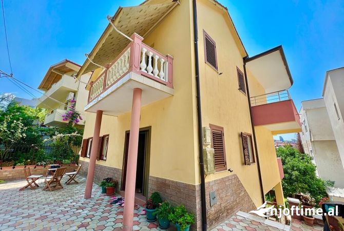 Shtepi ne shitje 4+1 ne Tirane - 450,000 Euro