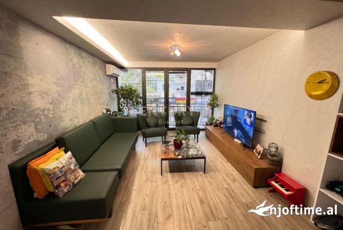 Shtepi ne shitje 1+1 ne Tirane - 200,000 Euro