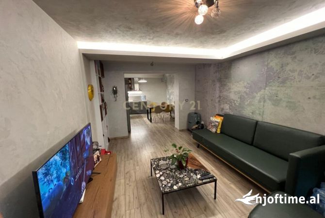 Shtepi ne shitje 1+1 ne Tirane - 200,000 Euro