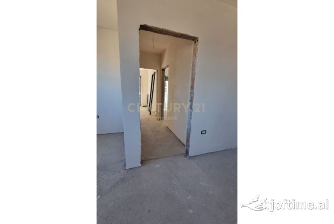 Shtepi ne shitje 2+1 ne Tirane - 155,000 Euro