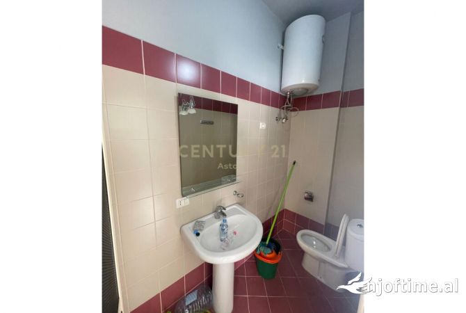 Business Property in Sale 1+1 in Tirana - 88,000 Euro