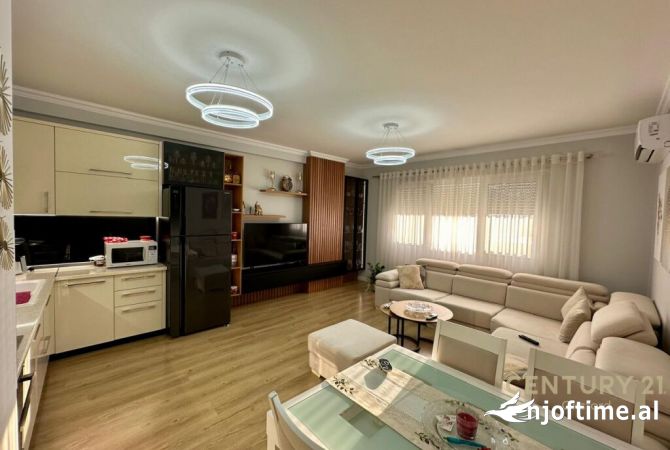 Shtepi ne shitje 2+1 ne Tirane - 200,000 Euro