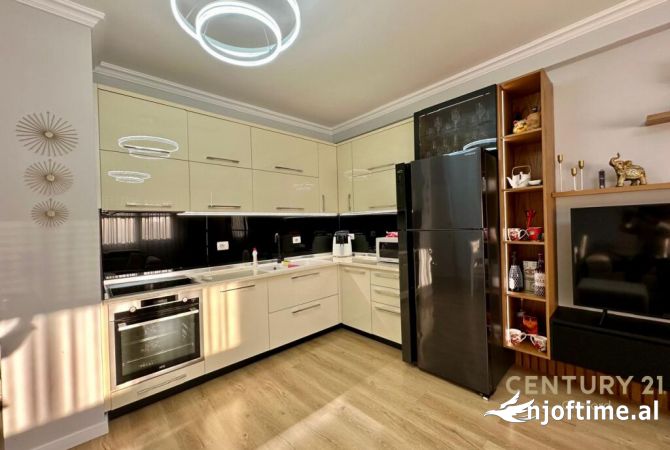 Shtepi ne shitje 2+1 ne Tirane - 200,000 Euro