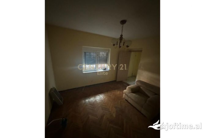 Shtepi ne shitje 1+1 ne Tirane - 109,000 Euro