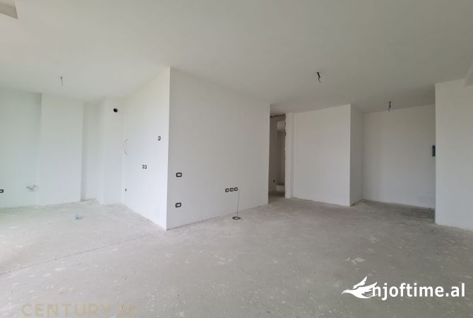 Shtepi ne shitje 2+1 ne Tirane - 300,000 Euro
