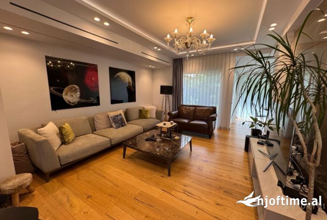 Shtepi ne shitje 4+1 ne Tirane - 1,300,000 Euro