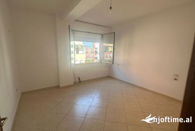 Shtepi ne shitje 1+1 ne Tirane - 88,000 Euro