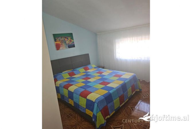 Shtepi ne shitje 1+1 ne Tirane - 130,000 Euro