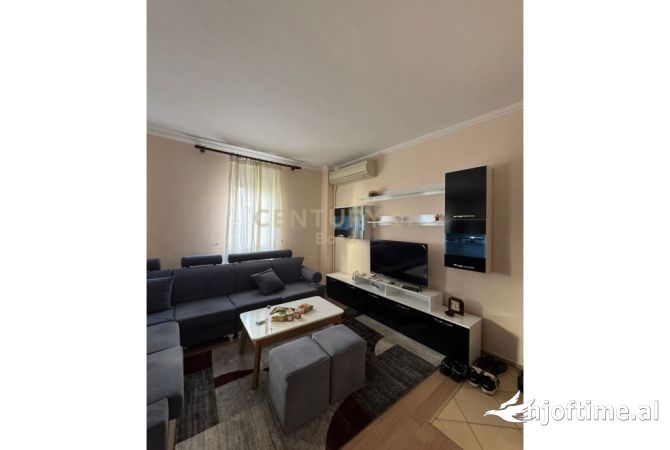 Shtepi ne shitje 2+1 ne Tirane - 175,000 Euro