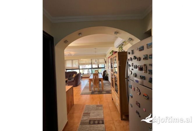 Shtepi ne shitje 3+1 ne Tirane - 287,000 Euro