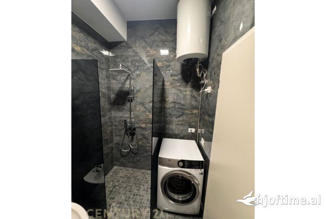 Shtepi ne shitje Apartament ne Tirane, 1+1, Mobilimi E mobiluar, Pagesa 115,000  Euro.