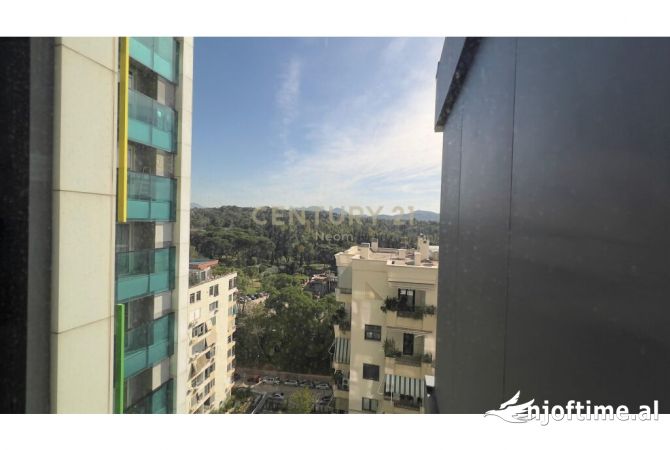 Shtepi ne shitje Apartament ne Tirane, 2+1, Mobilimi Bosh, pa mobiluar, Pagesa 700,000  Euro.