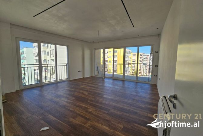 Shtepi ne shitje 2+1 ne Tirane - 165,000 Euro