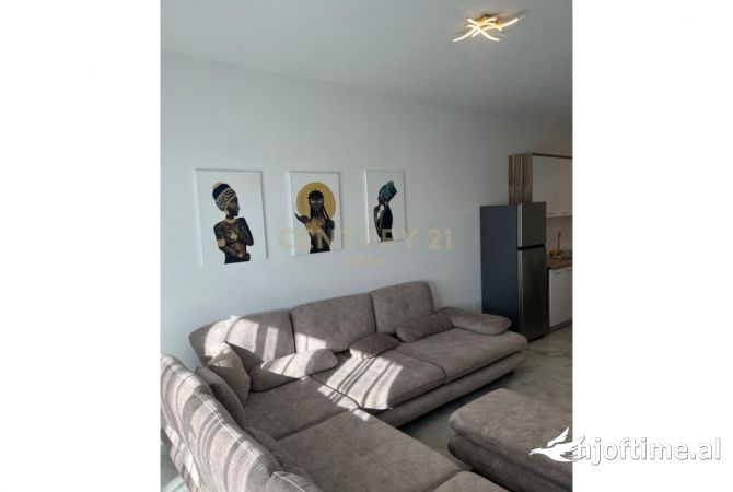 Shtepi ne shitje Apartament ne Tirane, 2+1, Mobilimi E mobiluar, Pagesa 210,000  Euro.