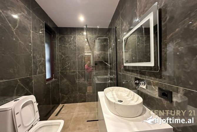 Apartment for sale in Tirana 1+1, Furnished